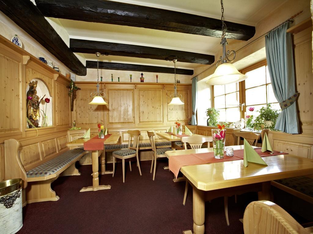 Gasthof Restaurant Buergerstueble Sankt Peter Exterior foto